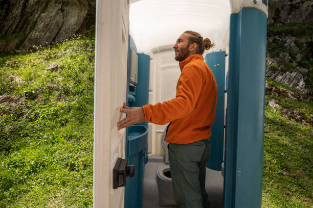 Best Porta potty rental near me  in Solomon, KS